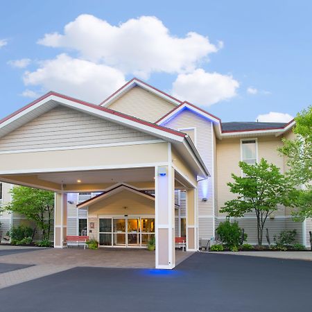 Holiday Inn Express Hotel & Suites Brattleboro By Ihg Exterior photo